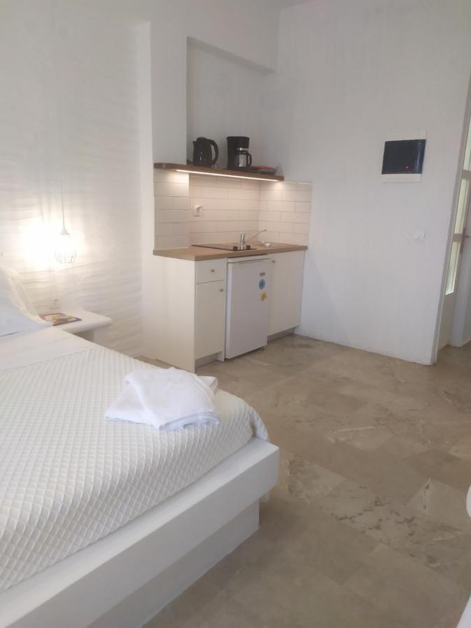 Nora Norita Aparthotel Batsi  Exterior foto
